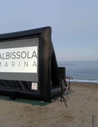 Comunicazione - rinvio del cinema in spiaggia